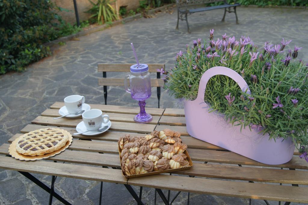 Residenza I Ciclamini Bed & Breakfast Rome Exterior photo